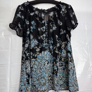 Plus size floral blouse